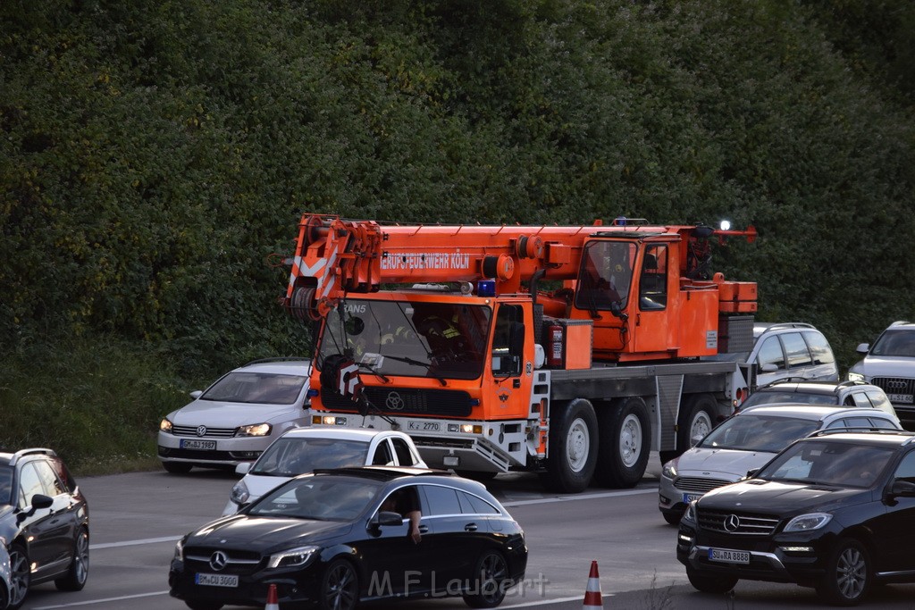 VU PKlemm A 3 Rich Frankfurt Hoehe AK Koeln Heumar P014.JPG - Miklos Laubert